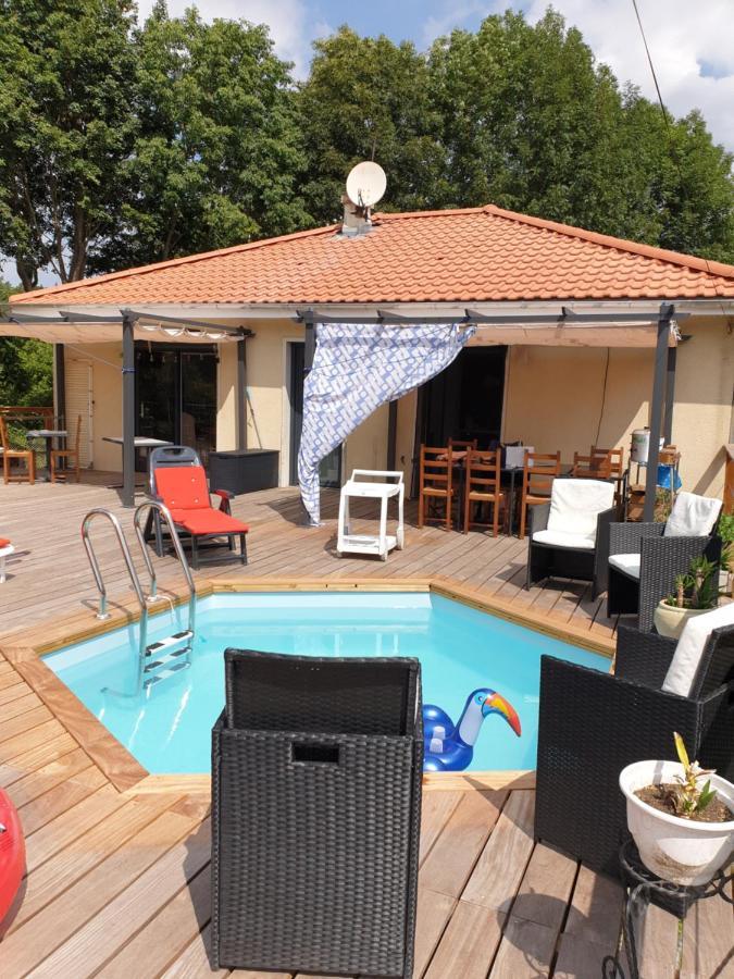 Apartament Brigitte Carbonnel Aydat Zewnętrze zdjęcie